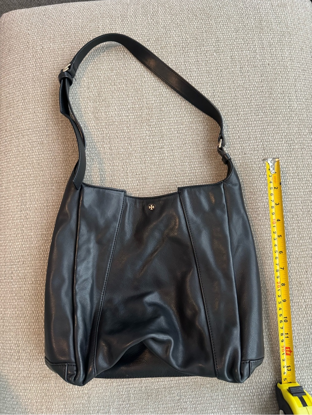 Tory Burch Black Leather Shoulder Bag with Gold Logo